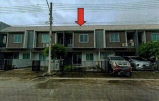 ทรัพย์สถาบันโดย GHB ทาวน์เฮาส์ เดอะ คัลเลอร์ส รังสิต-คลอง 4 (The Colors Rangsit-Klong 4)