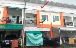 ทรัพย์สถาบันโดย GHB ทาวน์เฮาส์ ธณวรรณ