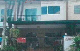 ทรัพย์สถาบันโดย GHB ทาวน์เฮาส์ คลองสามวา กรุงเทพมหานคร