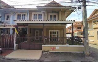 ทรัพย์สถาบันโดย GHB ทาวน์เฮาส์ พฤกษา 11