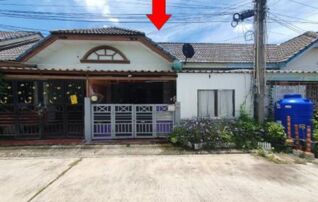 ทรัพย์สถาบันโดย GHB ทาวน์เฮาส์ สินธารา