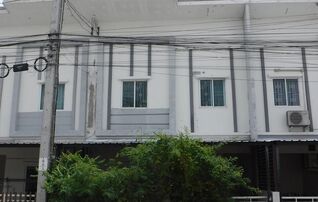ทรัพย์สถาบันโดย GHB ทาวน์เฮาส์ แลนซีโอ นอฟ รามอินทรา-คู้บอน 38 (Lanceo Nov Ramintra-Kubon 38)