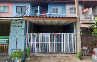 ทรัพย์สถาบันโดย GHB ทาวน์เฮาส์ ฉัตรไพลิน (Chatrapailin Latlumkaew)