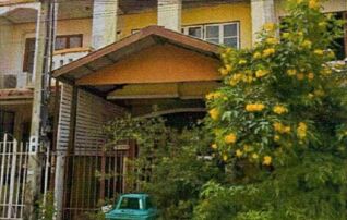 ทรัพย์สถาบันโดย GHB ทาวน์เฮาส์ พิชาดา