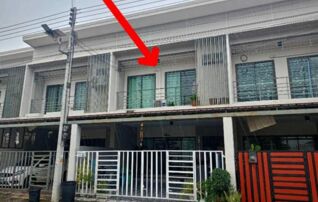 ทรัพย์สถาบันโดย GHB ทาวน์เฮาส์ รัชธานี 11