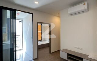 ขายดาวน์คอนโดออริจิ้น เพลย์ บางแสน ห้องวิวทะเล ชั้น23, 28.4ตรแถม 10 รายการ เช่น ตู้สื้อผ้า,เตียงนอน แอร์2 ตัว, เจ้าของขายเอง ติดต่อ ธนาชัย 0928733798  : เจ้าของขายดาวน์เอง