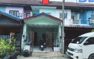 ทรัพย์สถาบันโดย GHB ทาวน์เฮาส์ ฉัตรไพลิน ลาดหลุมแก้ว (Chatrapailin Latlumkaew)