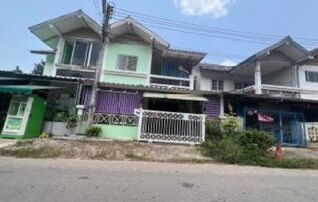 ทรัพย์สถาบันโดย GHB บ้านแฝด ทิพย์วาริน