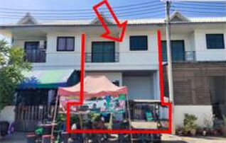 ทรัพย์สถาบันโดย GHB ทาวน์เฮาส์ แสนสุข ไลฟ์ แอนด์ ลีฟวิ่ง (Baan Saensuk 7 Suan Som)