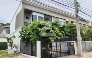 12 กรกฎาคม · 📌📌จาก2.2 ลดอีกเหลือ 2.1ล. โอนคนละครึ่งค่ะ📌📌 🏡 ขายบ้าน เจ้าของขายเอง 📍หมู่บ้านอินดี้ 1 ประชาอุทิศ 90 : เจ้าของขายเอง (งดรับนายหน้า)