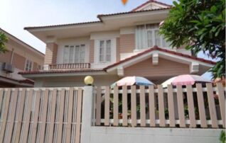 ทรัพย์สถาบันโดย GHB บ้านเดี่ยว ร่ำรวยสุข