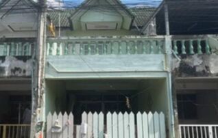 ทรัพย์สถาบันโดย GHB ทาวน์เฮาส์ อีสเทิร์น แลนด์ ซิตี้ (Easternland City 8 Amatanakhon)