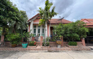 ทรัพย์สถาบันโดย JAM บ้านเดี่ยว บ้านวรารักษ์ รังสิต-คลองสาม (Baan Wararak Rangsit-Klong Sam)