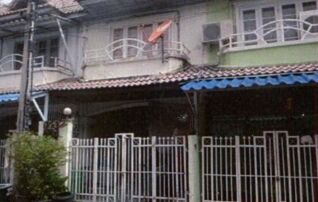 ทรัพย์ธนาคารโดย ธอส. ทาวน์เฮาส์ มนวดีพาร์ค