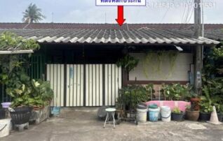 ทรัพย์สถาบันโดย GHB ทาวน์เฮาส์ ซอยม.ศรีราชาแลนด์ ถนนทางหลวงหมายเลข3241