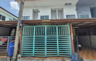 ทรัพย์สถาบันโดย GHB ทาวน์เฮาส์ ฉัตรไพลิน ลาดหลุมแก้ว (Chatrapailin Latlumkaew)