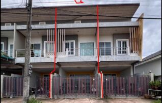 ทรัพย์สถาบันโดย GHB ทาวน์เฮาส์ ถนนชายทุ่ง