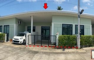 ทรัพย์สถาบันโดย GHB ทาวน์เฮาส์ พารากอน รพ.กรุงเทพฯ