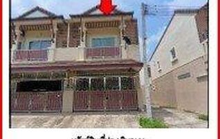 ทรัพย์สถาบันโดย GHB ทาวน์เฮาส์ ศิลป์ชัยทาวน์