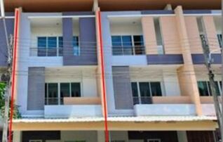 ทรัพย์สถาบันโดย GHB ทาวน์เฮาส์ เดอะวิช