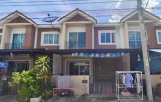 ทรัพย์สถาบันโดย GHB ทาวน์เฮาส์ พิศาลสุววณภูมิ 2/1 (Baan Pisan Suvarnabhumi 2/1 (Bang Chalong))