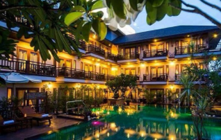 เดอะธาราเรสซิเดนท์