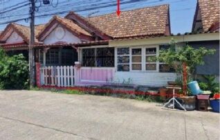 ทรัพย์สถาบันโดย GHB ทาวน์เฮาส์ แวนด้า การ์เด้นท์ (Baan Vanda Garden)