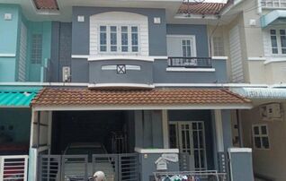 ทรัพย์สถาบันโดย GHB ทาวน์เฮาส์ บ้านวรางกูล คลอง 3 (Baan Warangkul Klong 3)