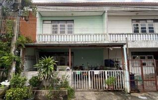ทรัพย์สถาบันโดย GHB ทาวน์เฮาส์ ซอยพระยาเพชร ถนนหลวงแพ่ง