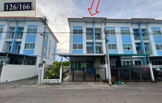 ทรัพย์สถาบันโดย GHB ทาวน์เฮาส์ ม.แสนสุข แม่กลอง