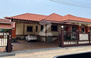 ขายบ้านพร้อมที่ดิน  หมู่บ้านการุณ 2  พร้อมเฟอร์นิเจอร์  ถ.บ้านแม่ย่อย ตำบลสันนาเม็ง อำเภอสันทราย  : เจ้าของให้เช่าเอง (งดรับนายหน้า)