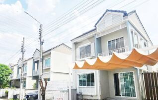 🏠 owner post ให้เช่า เดอะวิลเลจบางนา กม.8 ใกล้เมกาบางนา หลังมุมติดสวนโปร่งสบาย เฟสเข้าซอยไม่ลึก พร้อมเข้าอยู่ : เจ้าของให้เช่าเอง (งดรับนายหน้า)
