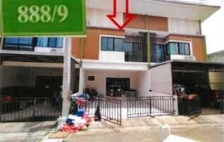 ทรัพย์สถาบันโดย GHB ทาวน์เฮาส์ เอส.ซี.วิลเลจ 4