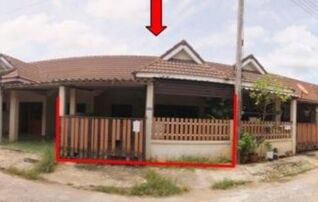 ทรัพย์สถาบันโดย GHB ทาวน์เฮาส์ ดอนรัก