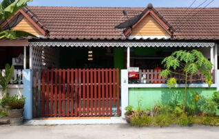 ทรัพย์สถาบันโดย JAM ทาวน์เฮาส์ หมู่บ้านบ้านโชติกา (Chotika Modernity)