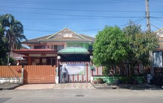 ทรัพย์สถาบันโดย JAM ทาวน์เฮาส์ หมู่บ้าน บ้านพฤกษา 2 รังสิต - คลอง 8 (Baan Pruksa 2 Rangsit-Klong 8)