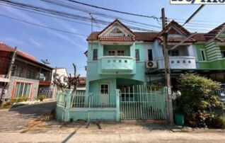 ทรัพย์สถาบันโดย GHB ทาวน์เฮาส์ บางบัวทอง นนทบุรี