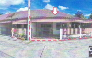 ทรัพย์สถาบันโดย GHB ทาวน์เฮาส์ 9999 วิลเลจ (9999 Village)