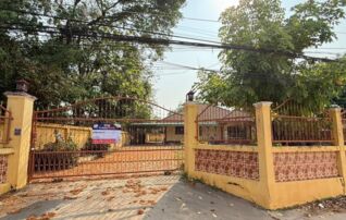 ทรัพย์สถาบันโดย GHB บ้านเดี่ยว ซอยประสานมิตรต่อซ.ไม่มี ถนนรพช.สายบ.เต็งหนาม-บ.