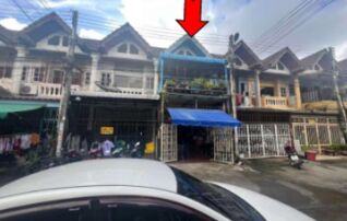 ทรัพย์สถาบันโดย GHB ทาวน์เฮาส์ เพรสซิเด้น