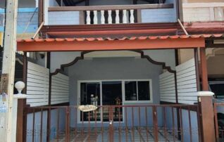 ทรัพย์สถาบันโดย GHB ทาวน์เฮาส์ ซอยมุขมนตรี ซ.23 ถนนนครราชสีมา-ปักธงชัย(ทล.304)