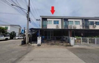 ทรัพย์สถาบันโดย GHB ทาวน์เฮาส์ พฤกษา 127