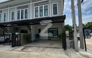 ทาวเฮ้าล์ 2 ชั้นพร้อมเข้าอยู่ โครงการหมู่บ้านฉัตรหลวง 17 เลขที่ 99/225 คลองสาม ปทุมธานี : เจ้าของให้เช่าเอง (งดรับนายหน้า)