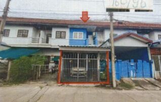 ทรัพย์สถาบันโดย GHB ทาวน์เฮาส์ ฉัตรไพลิน ลาดหลุมแก้ว (Chatrapailin Latlumkaew)