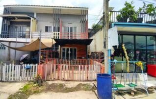 ทรัพย์สถาบันโดย GHB ทาวน์เฮาส์ สรานนท์