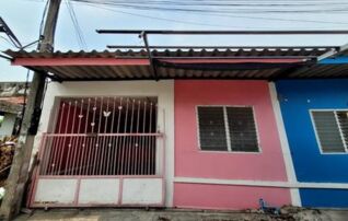 ทรัพย์สถาบันโดย GHB ทาวน์เฮาส์ พฤกษา 1
