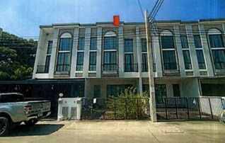 ทรัพย์สถาบันโดย GHB ทาวน์เฮาส์ ชีวาโฮมสุขสวัสดิ์-ประชาอุทิศ (Chewa Home Suksawat-Prachauthit)