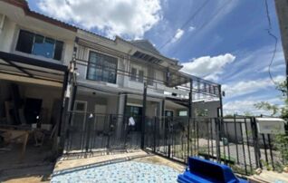 ทรัพย์สถาบันโดย GHB ทาวน์เฮาส์ พฤกษา 10 (Baan Pruksa 10 Sai Noi)