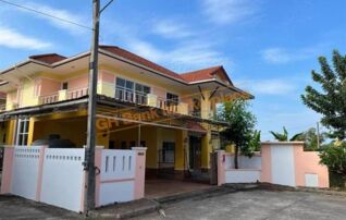 ทรัพย์สถาบันโดย GHB บ้านเดี่ยว หมู่บ้านเบญจพรแลนด์แอนด์เฮ้าส์