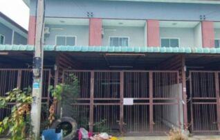 ทรัพย์สถาบันโดย GHB ทาวน์เฮาส์ ฉัตรไพลิน (Chatrapailin Latlumkaew)